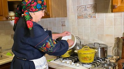 Кутю не можна любити, чи не любити: ритуальна страва, яку передають з покоління в покоління Кутю не можна любити, чи не любити: ритуальна страва, яку передають з покоління в покоління