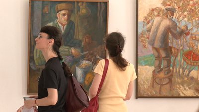 "Династія. Три епохи мистецтва": в Черкасах відкрили виставку робіт родини Сірих