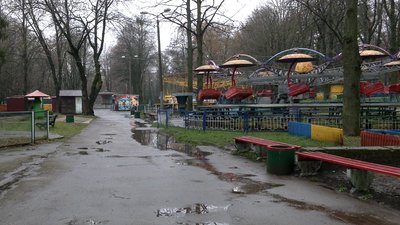 У парку Шевченка в Рівному тестують атракціони підвищеної небезпеки У парку Шевченка в Рівному тестують атракціони підвищеної небезпеки