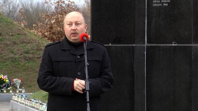 На Житомирщині вшанували пам'ять воїнів, які загинули у бою під селом Базар На Житомирщині вшанували пам'ять воїнів, які загинули у бою під селом Базар