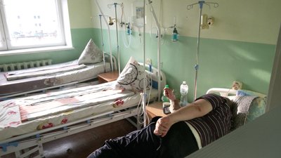 На Чернігівщині 825 пацієнтів хворі на коронавірус: коли лікарі очікують на пік захворюваності На Чернігівщині 825 пацієнтів хворі на коронавірус: коли лікарі очікують на пік захворюваності