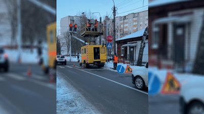 На перехресті вулиць П'ятницької та Русової у Чернігові встановили світлофор через концентрацію на ньому ДТП