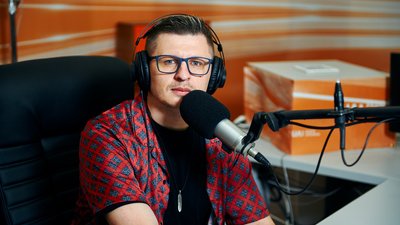 Сергій Мартинюк, гурт "Фіолет": "Ми зараз маємо плекати в собі людяність" Сергій Мартинюк, гурт "Фіолет": "Ми зараз маємо плекати в собі людяність"