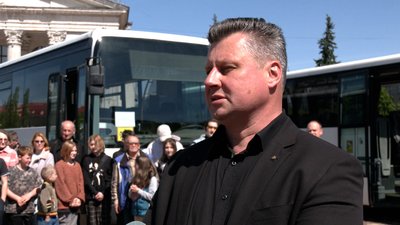 Три громади Чернігівщини отримали Чотири автобуси від Уряду Франції Три громади Чернігівщини отримали Чотири автобуси від Уряду Франції