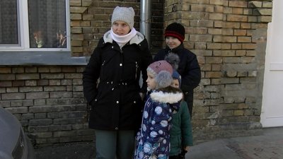 Виїжджали під обстрілами: люди з областей, де тривають бої, розповіли, як дісталися Луцька Виїжджали під обстрілами: люди з областей, де тривають бої, розповіли, як дісталися Луцька