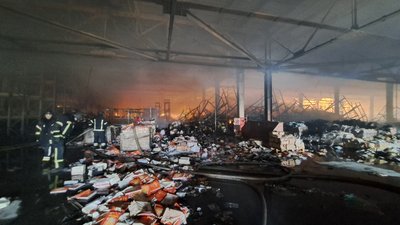Наслідки обстрілів складу видавництва "Ранок" 1 серпня