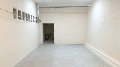 У одній із черкаських шкіл ремонтують укриття У одній із черкаських шкіл ремонтують укриття