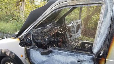 На Виноградівщині під час руху загорівся Ford На Виноградівщині під час руху загорівся Ford