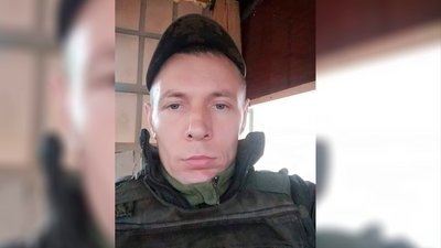На Чернігівщині попрощалися з п'ятьма бійцями, які загинули на сході України На Чернігівщині попрощалися з п'ятьма бійцями, які загинули на сході України