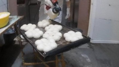 Улянівській пекарні на Сумщині знову дозволили працювати Улянівській пекарні на Сумщині знову дозволили працювати