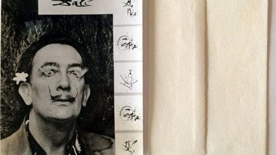 Ікона, гроші, автограф Далі: на Чернігівщині запобігли спробі вивезення культурних цінностей Ікона, гроші, автограф Далі: на Чернігівщині запобігли спробі вивезення культурних цінностей