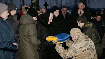На Тернопільщині попрощалися із загиблим військовослужбовцем Ігорем Ліщиною На Тернопільщині попрощалися із загиблим військовослужбовцем Ігорем Ліщиною