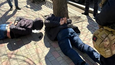 вимагав гроші вимагав гроші