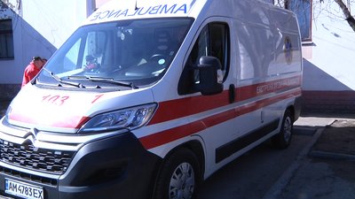 На Житомирщині центр екстреної медицини та медицини катастроф продовжує працювати у штатному режимі На Житомирщині центр екстреної медицини та медицини катастроф продовжує працювати у штатному режимі