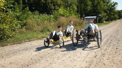 Вчитель із Вінниччини власноруч створив електровеломашину Вчитель із Вінниччини власноруч створив електровеломашину