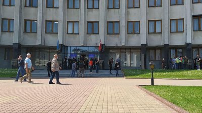 Волинські АТОвці вимагають зустрічі з головою ОДА Волинські АТОвці вимагають зустрічі з головою ОДА