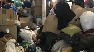 20 тонн гуманітарної допомоги житомирські волонтери відправили переселенцям, які втратили житло 20 тонн гуманітарної допомоги житомирські волонтери відправили переселенцям, які втратили житло