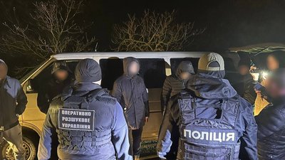 Підозрювані у переправленні військовозобов'язаних
