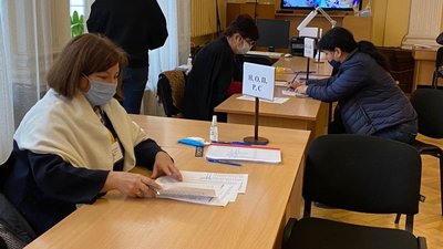 "Компанія вийшла надзвичайно брудна". В одеському "Нархозі" розпочався другий тур виборів ректора "Компанія вийшла надзвичайно брудна". В одеському "Нархозі" розпочався другий тур виборів ректора