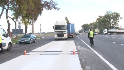 Цілодобовий контроль: на Черкащині встановили майданчики зважування автомобілів