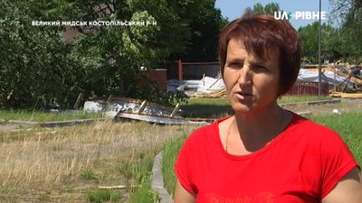 Негода на Костопільщині: за 20 хвилин пошкоджено 17 приватних будівель