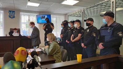 У Запоріжжі дочка обвинуваченої у справі про смерть немовляти розказала свою версію подій