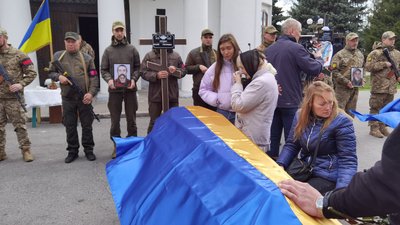 У Полтаві попрощалися із Віталієм Солодуном, який загинув на війні з РФ