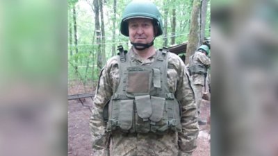 У Чернівецькій області прощаються з полеглим військовим Чехменоком