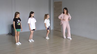 Модельна школа переселенці Торецьк відновлення Дніпро Модельна школа переселенці Торецьк відновлення Дніпро