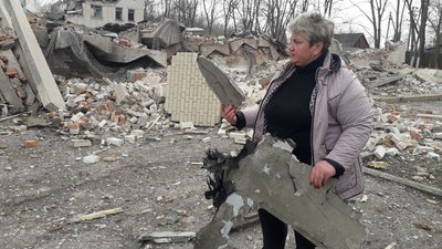 "Вони летіли прямо над нами". Російські війська зруйнували школу на Сумщині