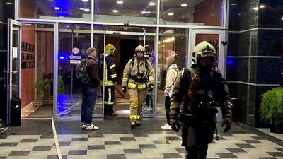 У Рівному сталась пожежа в готелі Мир. ДСНС каже про п’ятьох врятованих людей