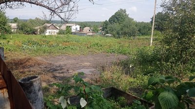 Снаряди влучили в будинки та городи, вдома були діти: мешканці Краснопілля розповіли про артобстріл Снаряди влучили в будинки та городи, вдома були діти: мешканці Краснопілля розповіли про артобстріл