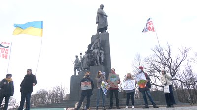 Харків приєднався до глобального страйку за клімат: виступали проти коксохіму Харків приєднався до глобального страйку за клімат: виступали проти коксохіму
