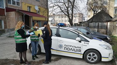 На Тернопільщині соцпрацівники відвідали 94 родини, в яких були випадки насильства