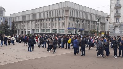 У Сумах підприємці знову вийшли на акцію проти карантинних обмежень "червоної" зони