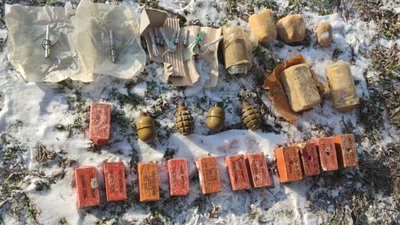 На Херсонщині СБУ виявила схрон з вибухівкою