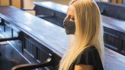 У Словенії дівчина відпиляла собі руку, щоб отримати відшкодування – cуд