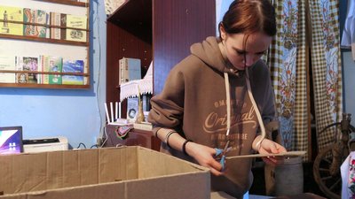 Школярка відкрила волонтерський осередок у найвіддаленішому селі Глухівської громади на Сумщині Школярка відкрила волонтерський осередок у найвіддаленішому селі Глухівської громади на Сумщині