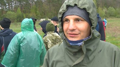 Боротьба за прапор: на Волині розпочалася теренова гра "Звитяга" Боротьба за прапор: на Волині розпочалася теренова гра "Звитяга"