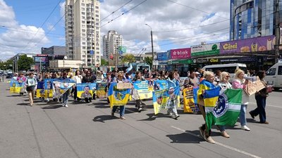 Акція на підтримку полонених та зниклих безвісти проходить у Хмельницькому