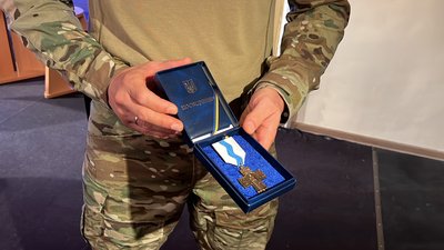 Стали першими на захист. У Миколаєві вручили відзнаки "За оборону міста" Стали першими на захист. У Миколаєві вручили відзнаки "За оборону міста"