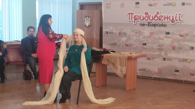 "Придибенції по-барськи". На Вінниччині працює освітній простір для людей пенсійного віку "Придибенції по-барськи". На Вінниччині працює освітній простір для людей пенсійного віку