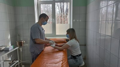 «Якщо ти хірург, то повинен працювати хірургом»: історія лікаря із Чернігова, що виїхав до Полтави «Якщо ти хірург, то повинен працювати хірургом»: історія лікаря із Чернігова, що виїхав до Полтави