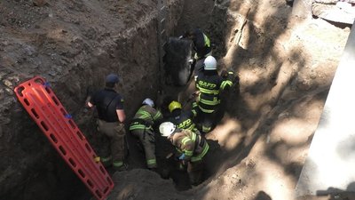 У Херсоні на будівництві засипало шаром землі робочого