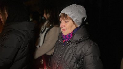 У Кривому Розі вшанували пам'ять загиблих внаслідок авіаудару по Драмтеатру в Маріуполі У Кривому Розі вшанували пам'ять загиблих внаслідок авіаудару по Драмтеатру в Маріуполі