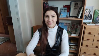 Тернопільська бібліотекарка випустила патріотичний кліп Тернопільська бібліотекарка випустила патріотичний кліп