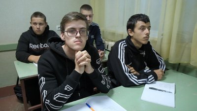 “Уроки продовжуються під час тривоги”: у вінницькому Центрі профтехосвіти №1 аудиторії облаштували у підвалі “Уроки продовжуються під час тривоги”: у вінницькому Центрі профтехосвіти №1 аудиторії облаштували у підвалі