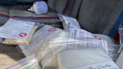 "А чим я можу бути корисним": волонтери з Полтави щотижня возять допомогу військовим на передову