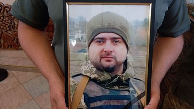 Військовий Дмитро Чорний