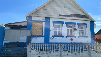 Мешканці прикордонного селища Угроїди на Сумщині розповіли про життя під періодичними обстрілами Мешканці прикордонного селища Угроїди на Сумщині розповіли про життя під періодичними обстрілами